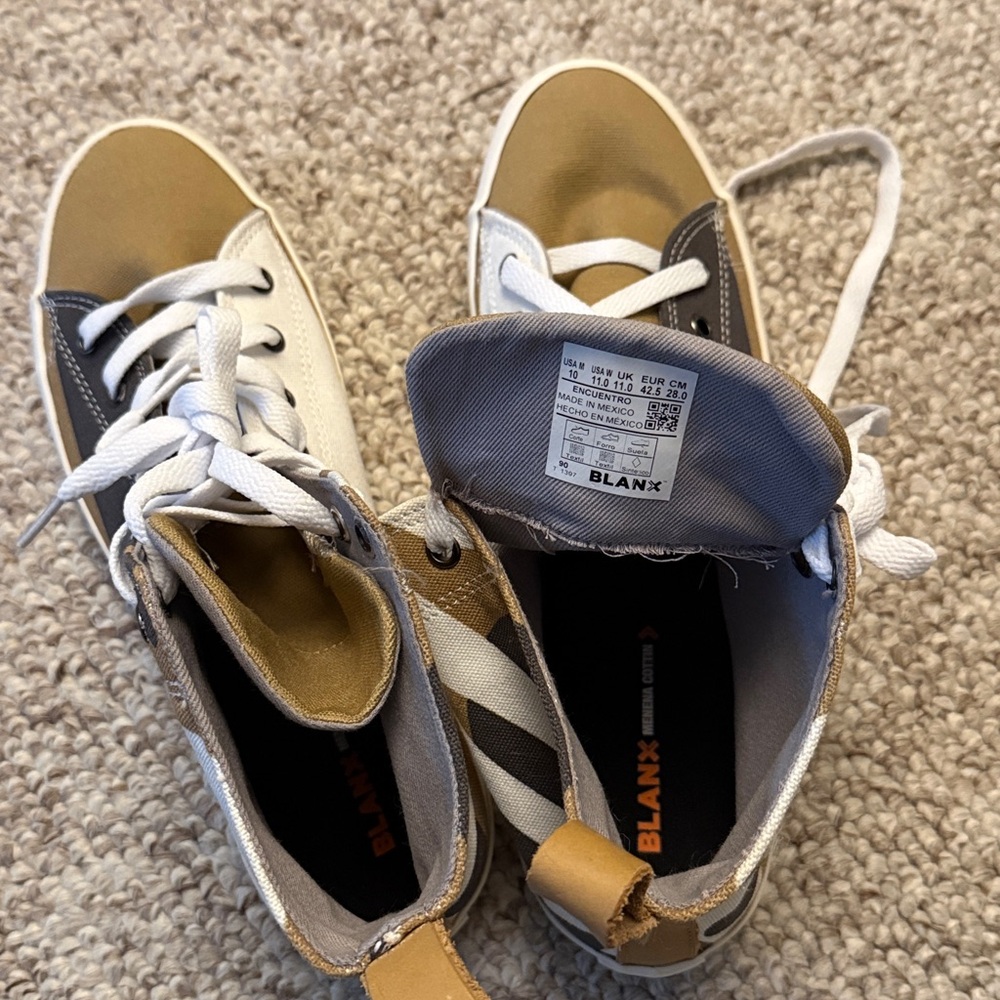 Casual White and Tan Women's Sneakers new - Picture 3 of 4